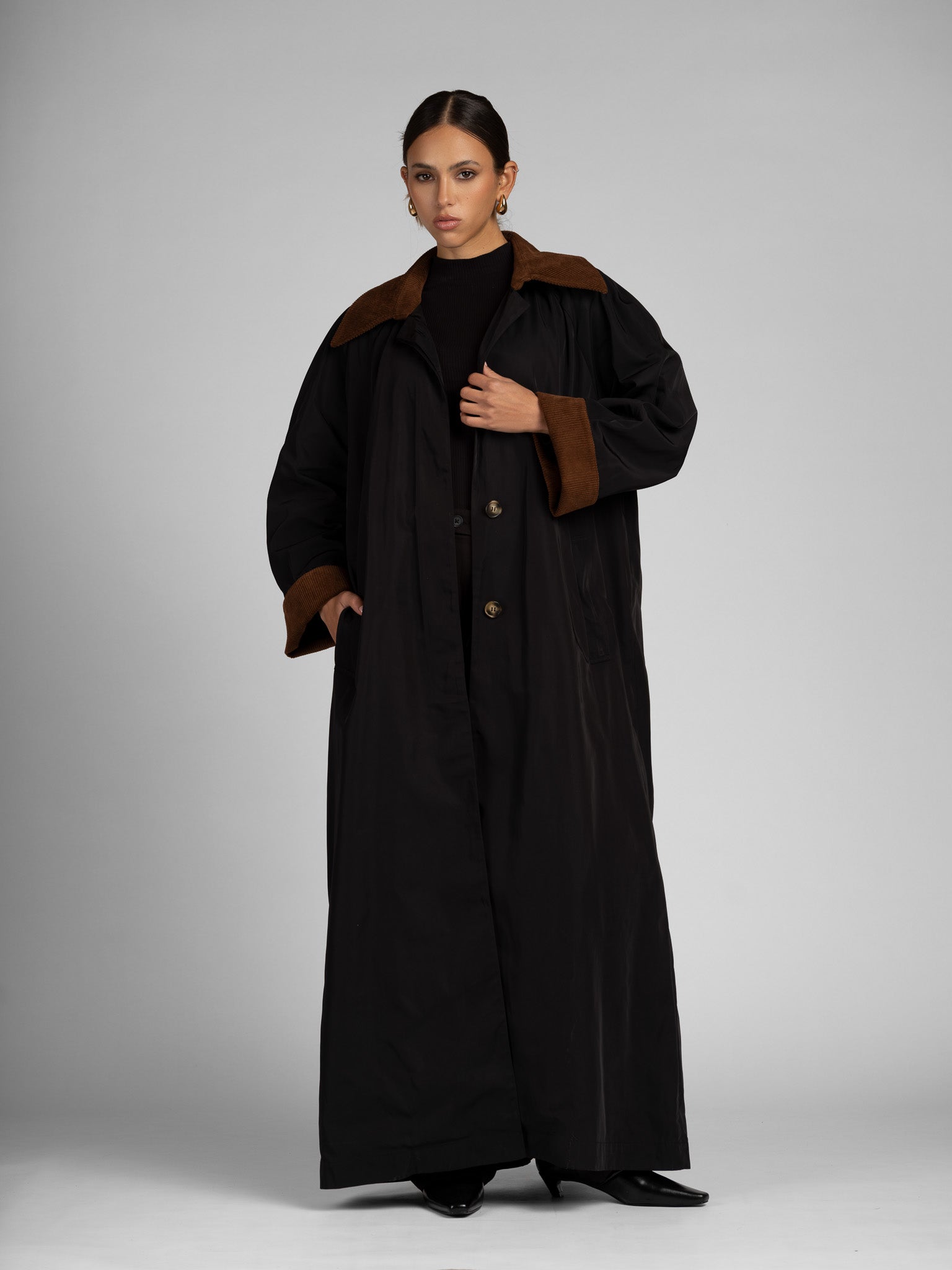 BLACK TRENCH BARN ABAYAH