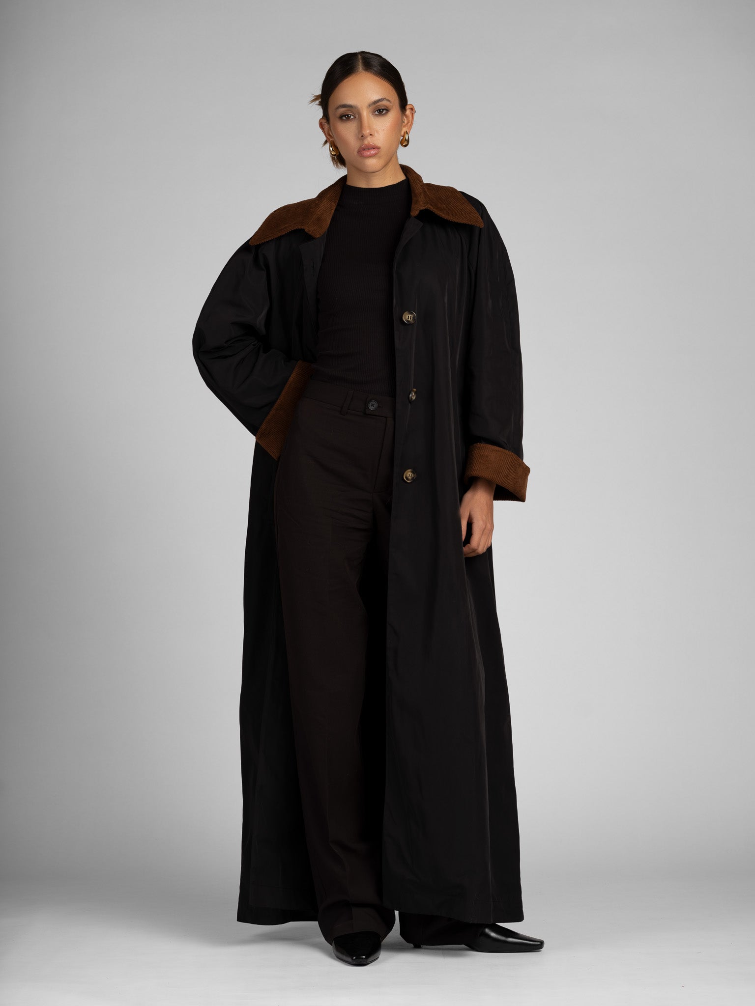 BLACK TRENCH BARN ABAYAH