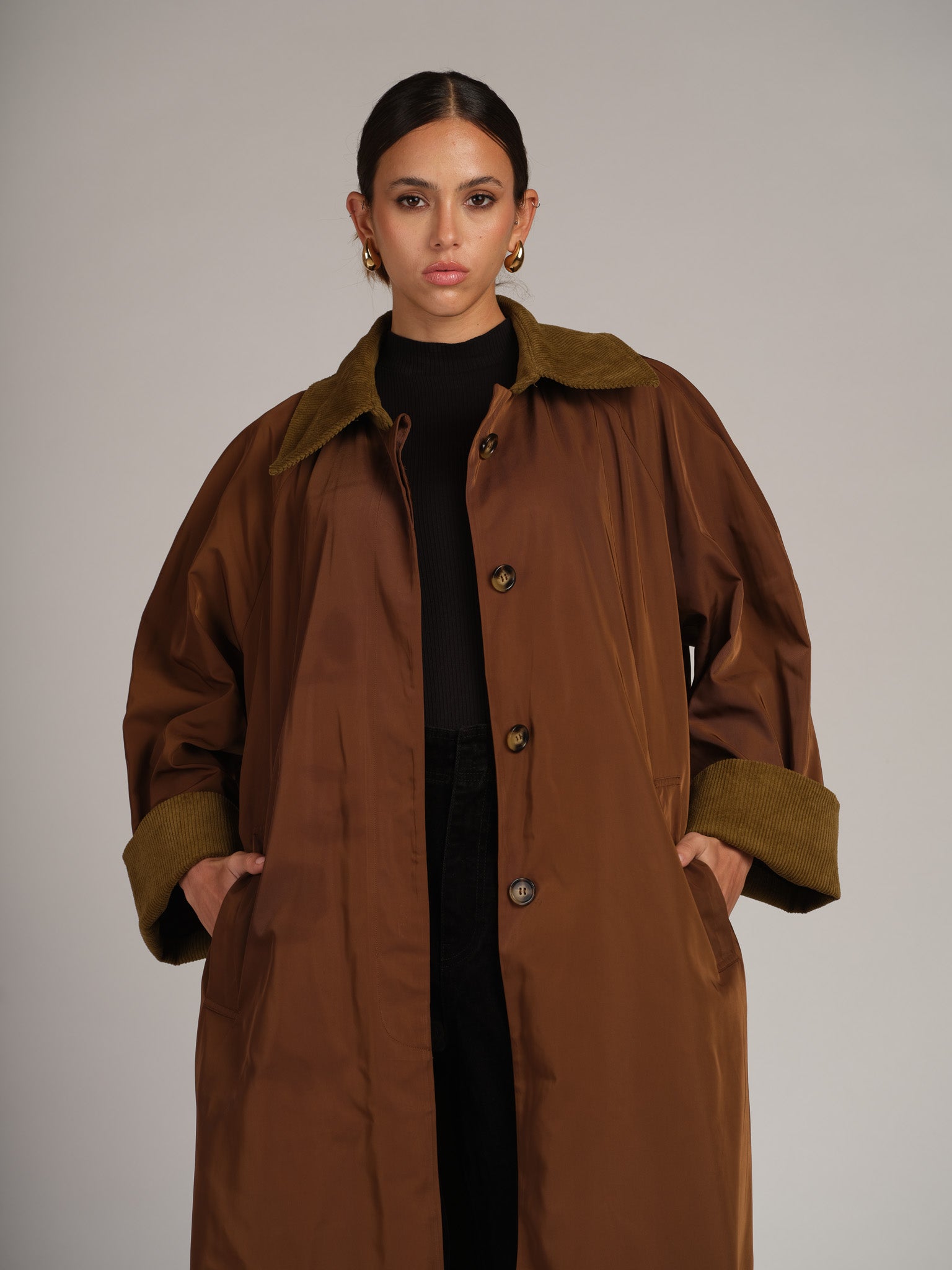 BROWN TRENCH BARN ABAYAH