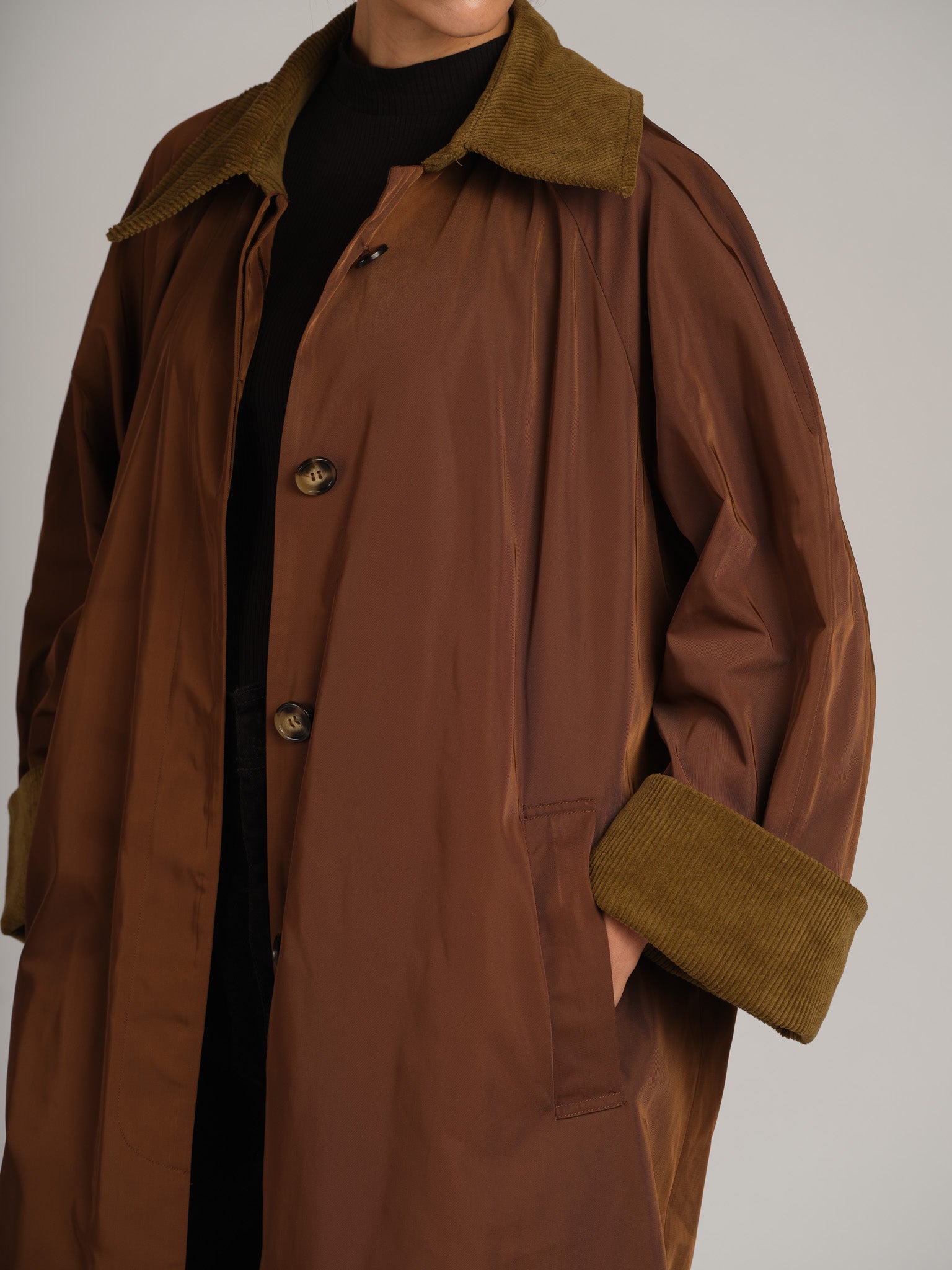 BROWN TRENCH BARN ABAYAH