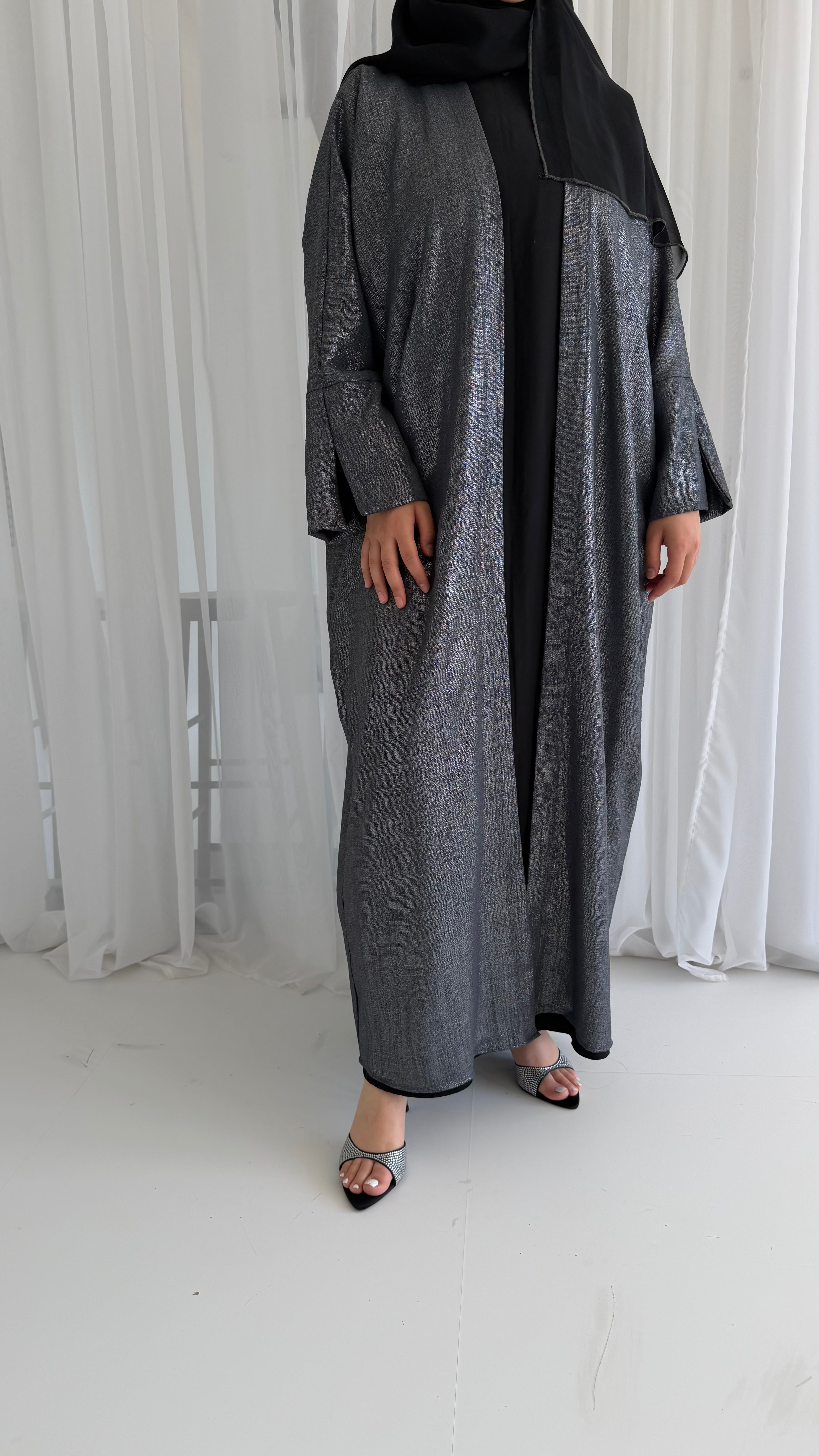 Silver Shimmer Bisht