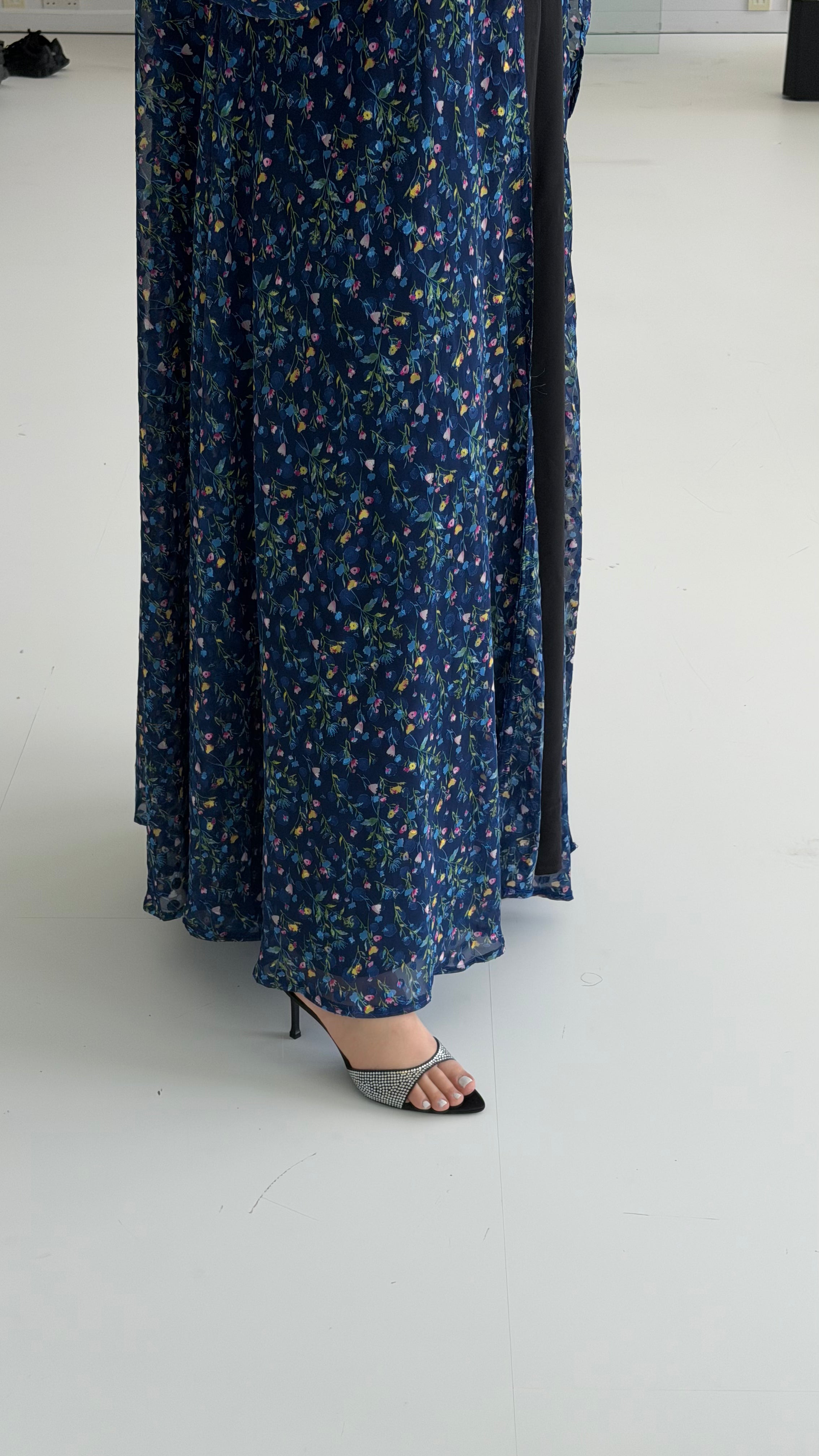 Chiffon Floral Blue Abaya