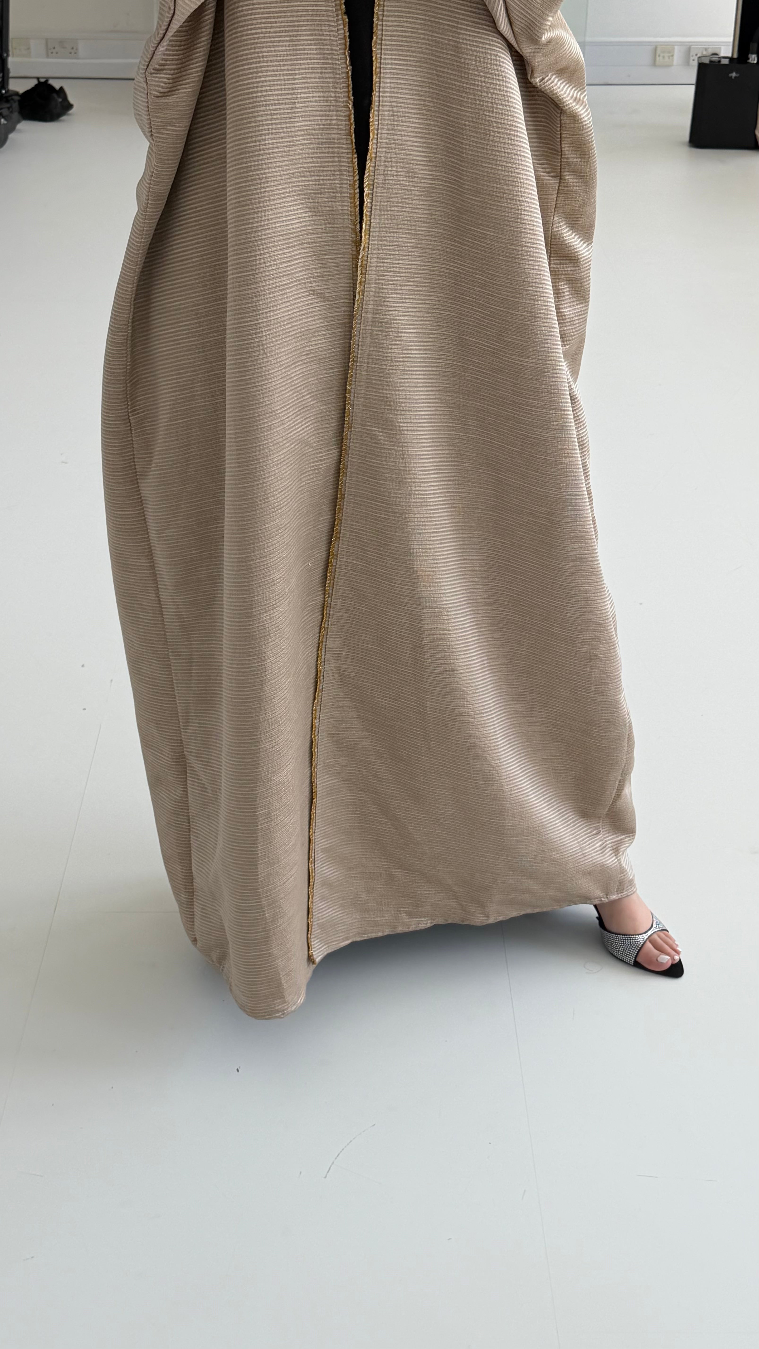 Golden Globe Abaya