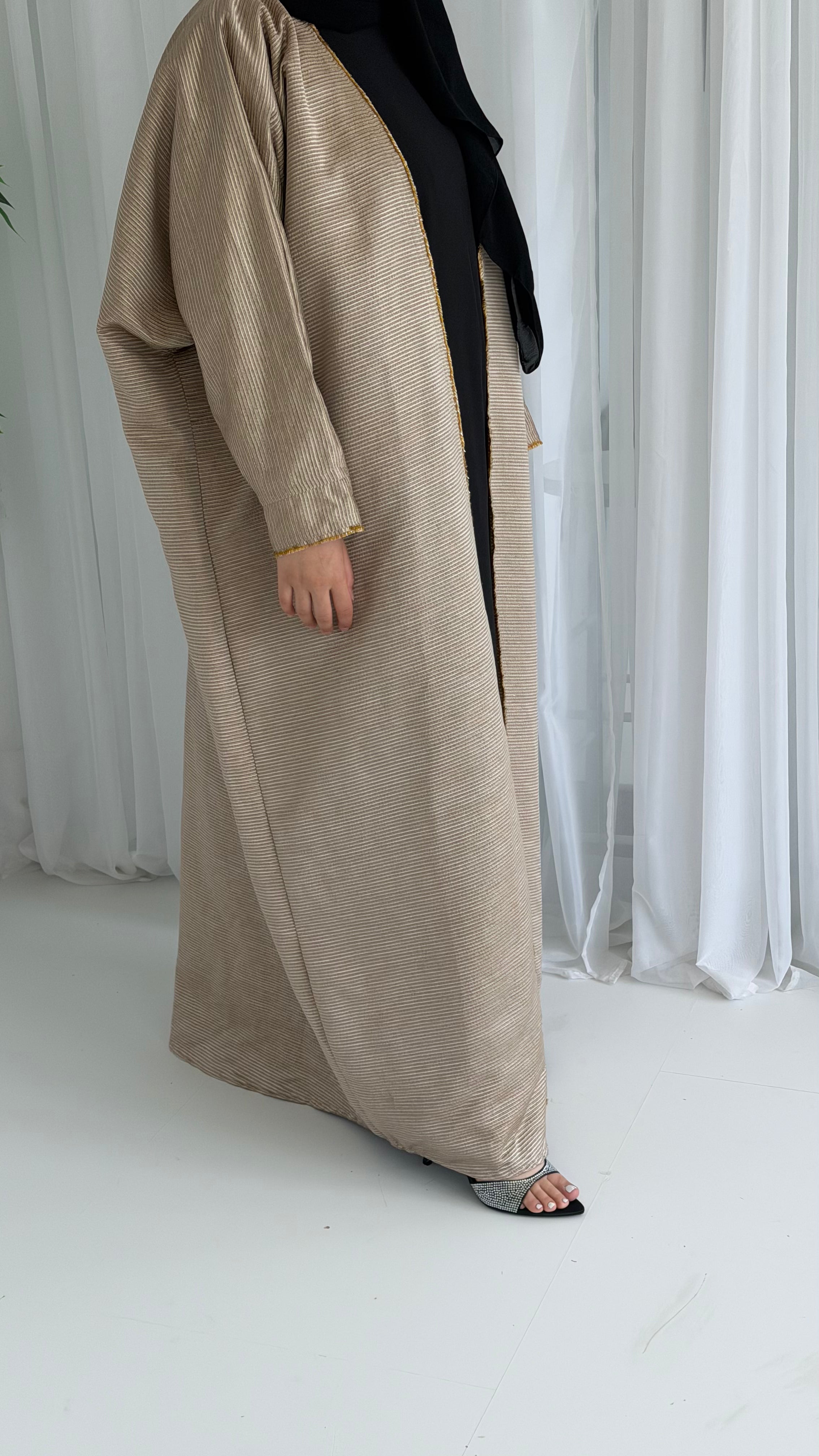 Golden Globe Abaya
