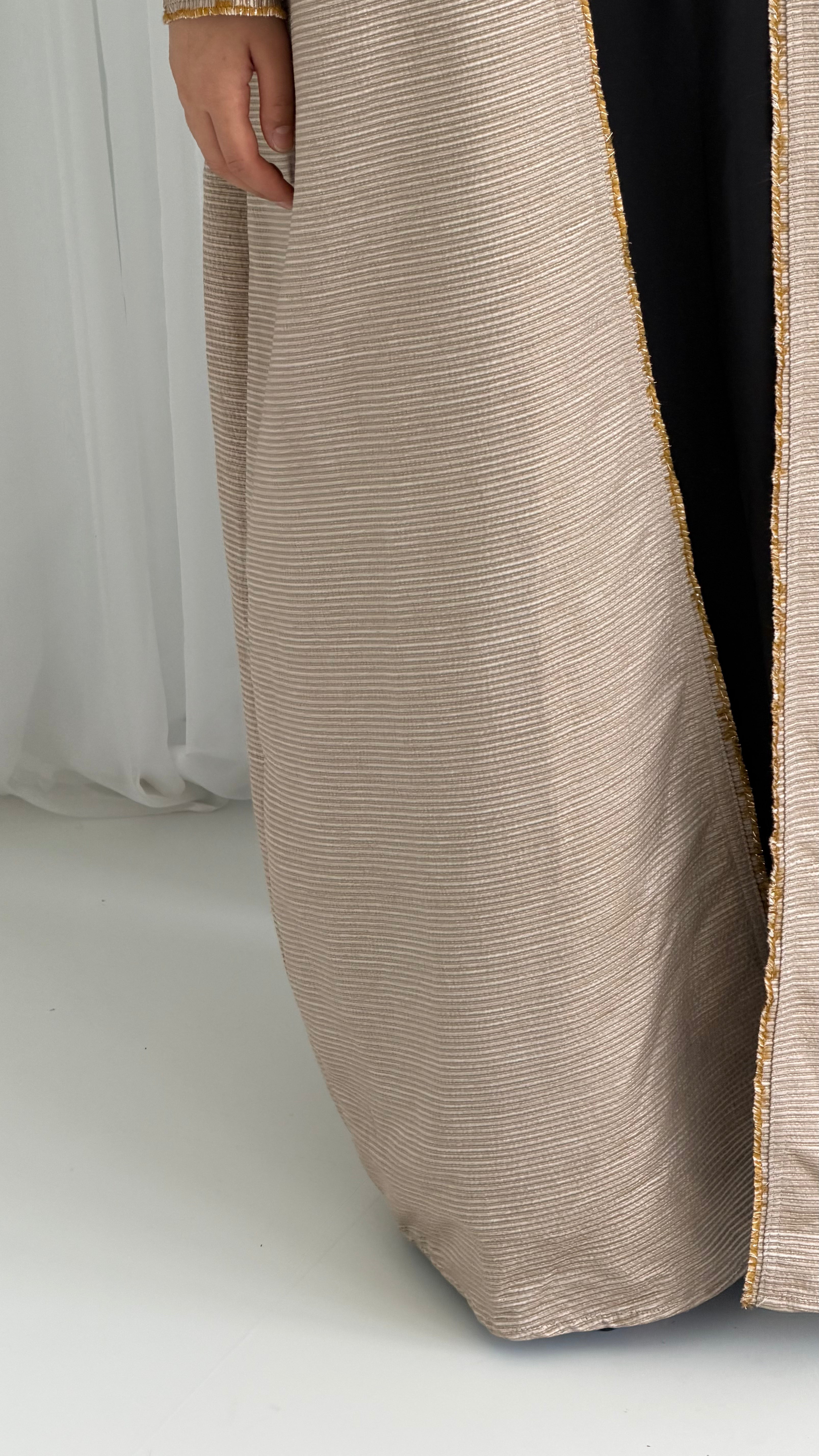 Golden Globe Abaya