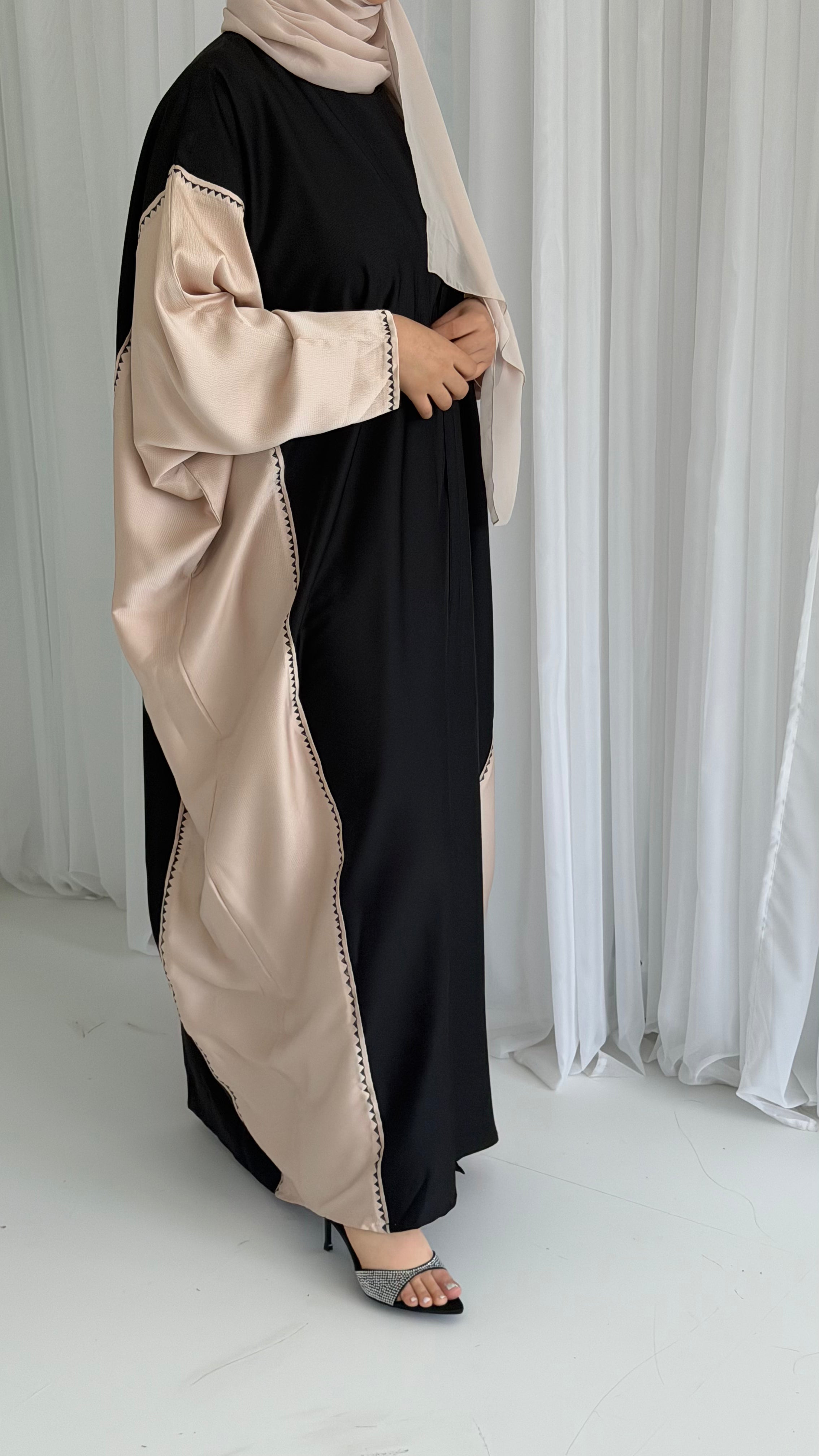 Cream/ Black Bisht Abaya