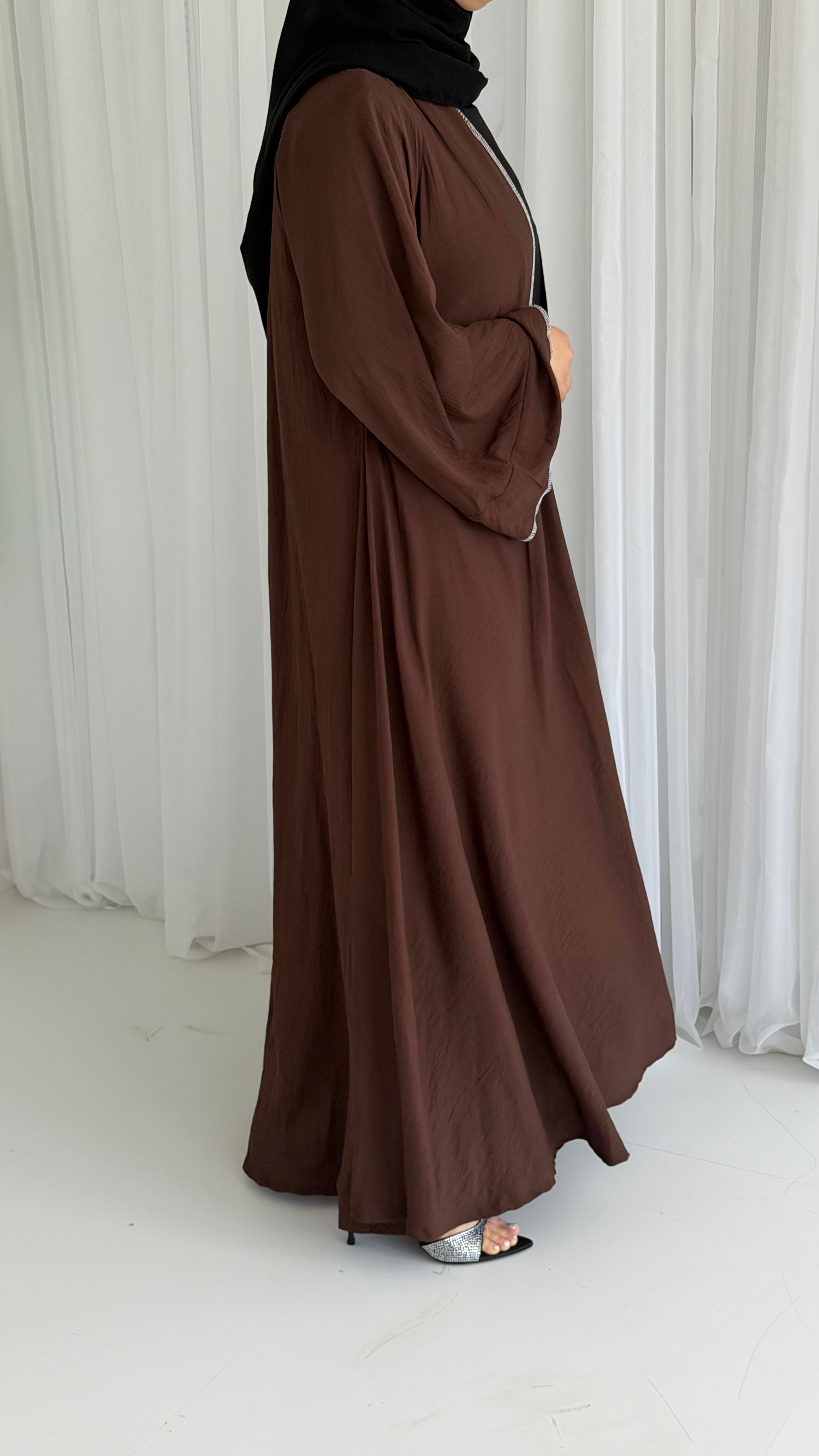 Cocoa Stitch Abaya