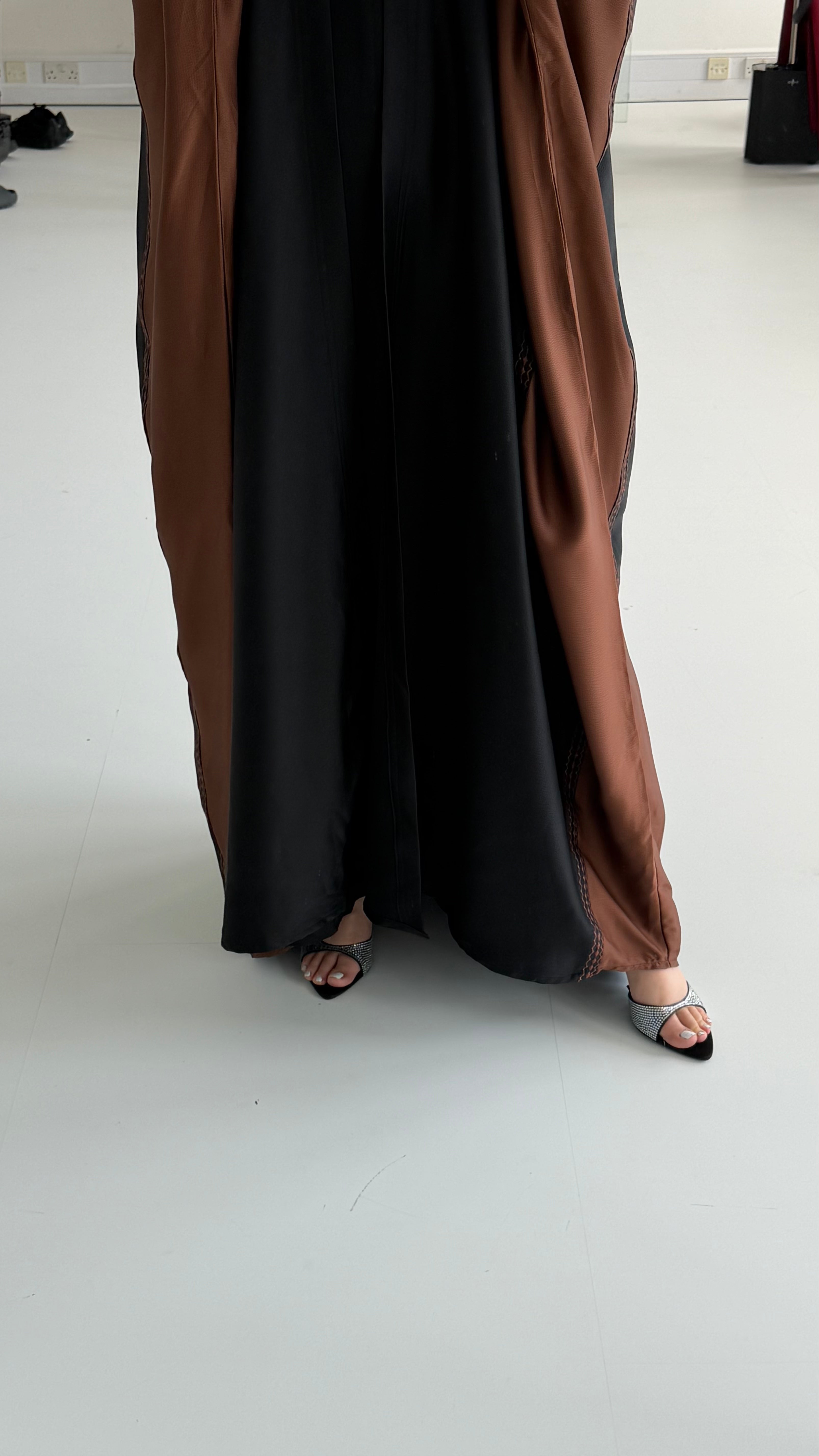 Brown/ Black Bisht Abaya