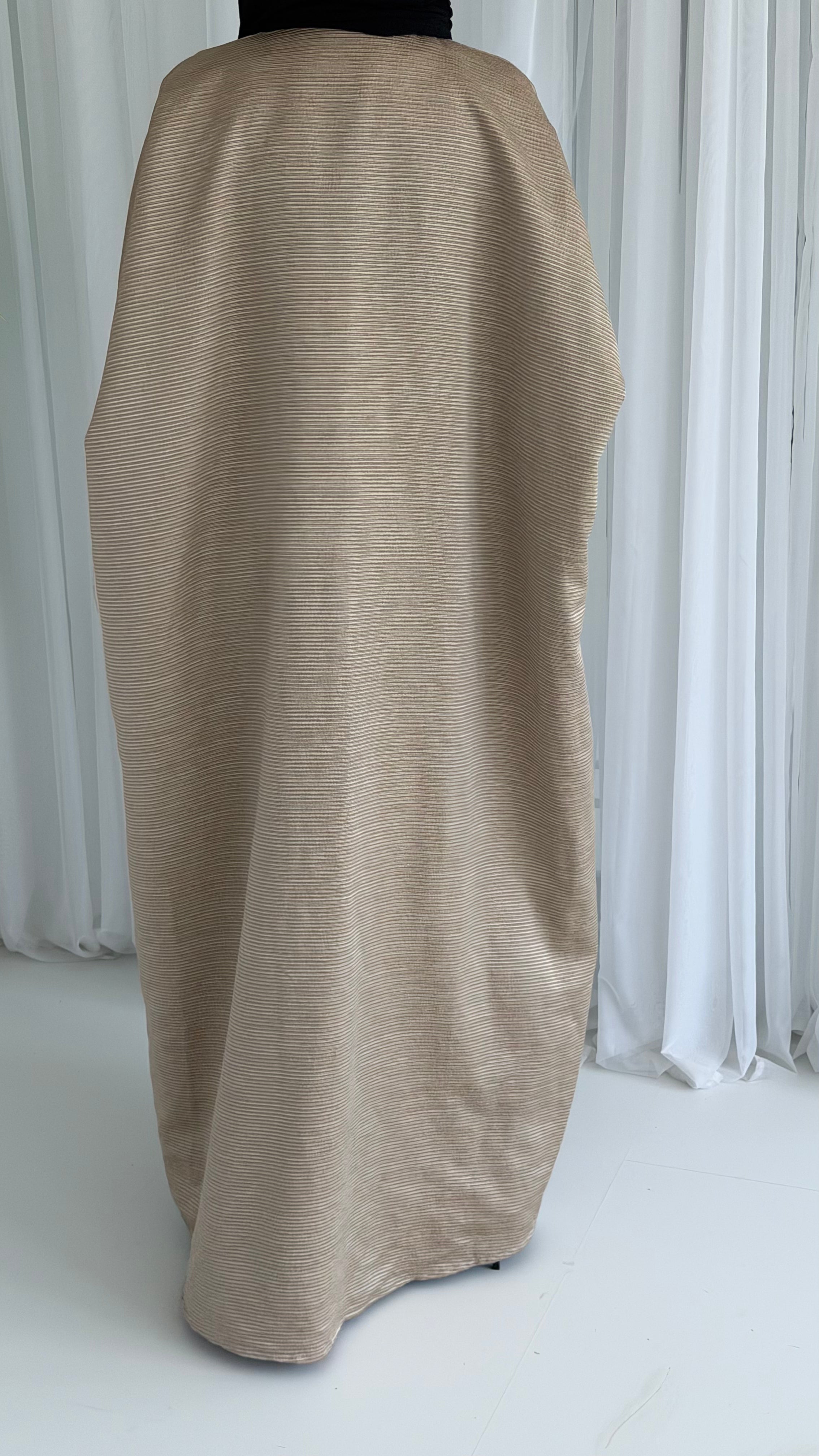 Golden Globe Abaya