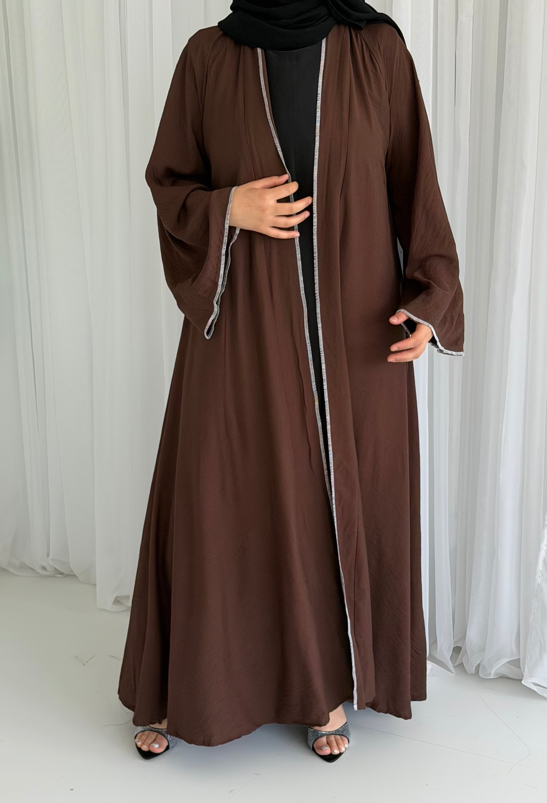 Cocoa Stitch Abaya