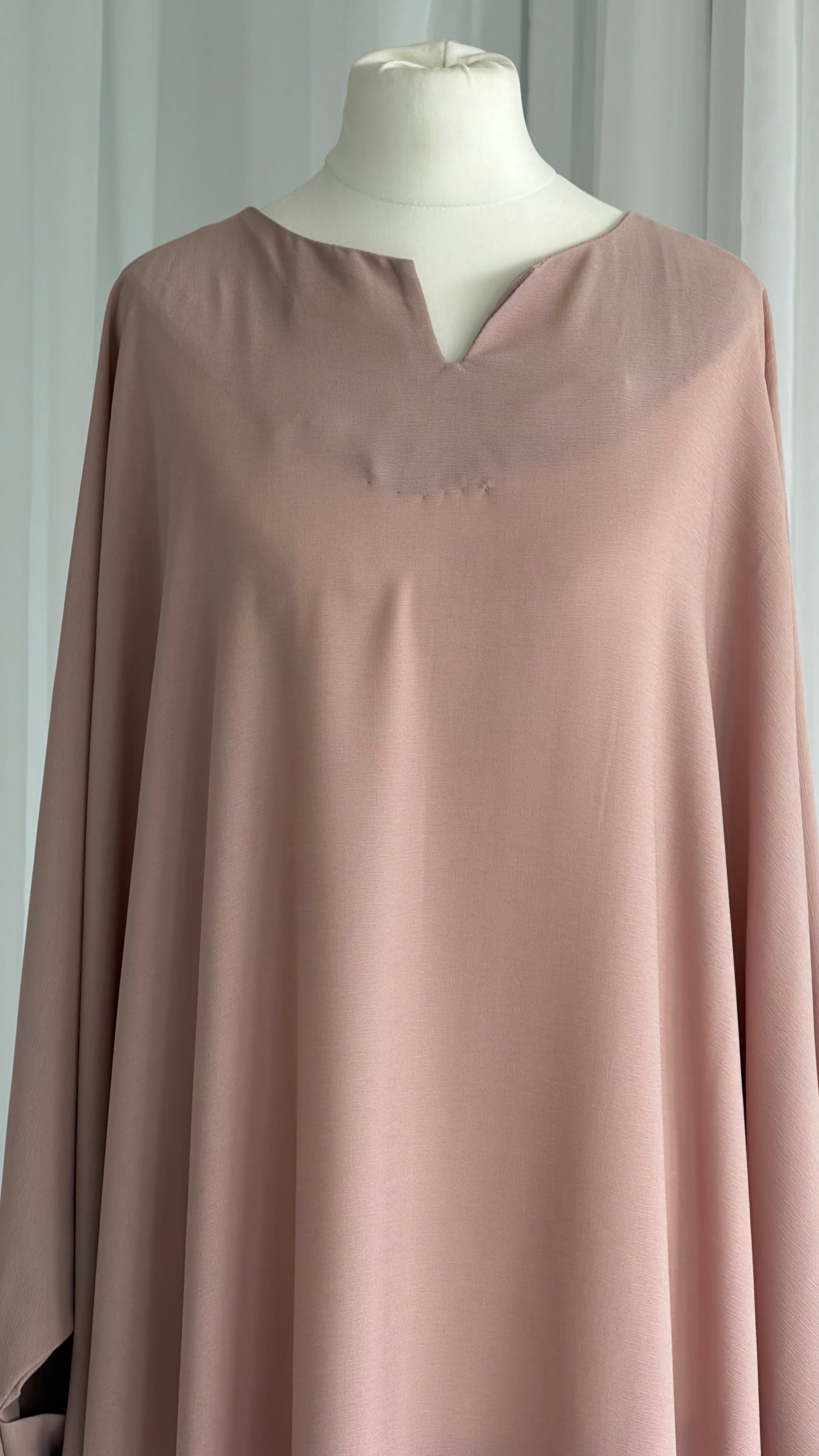Blush Closed Abayah